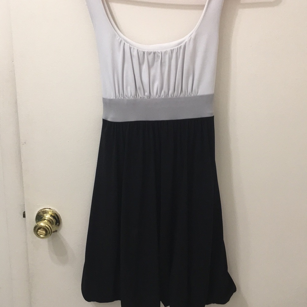 Babydoll monochromatic white,grey, black dress